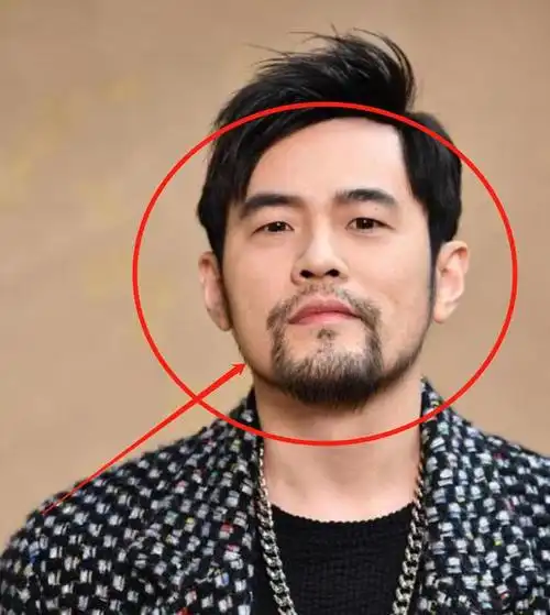 周杰伦刮胡子颜值大变样早年代言平价国货被扒网友活该你红