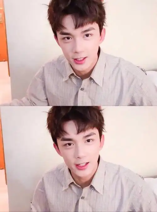 吴磊青春是什么是细碎的短发,是爽朗的笑容和一件淡淡肥皂味的背心