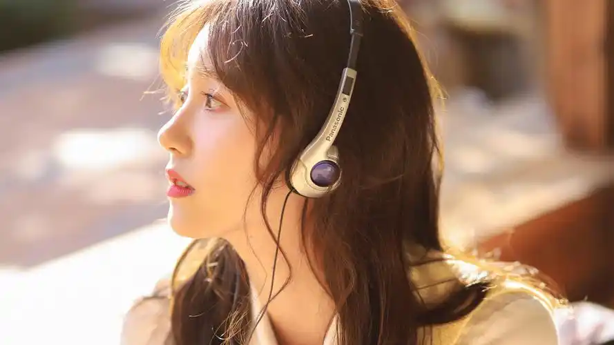 一栗莎子唯美图片桌面壁纸