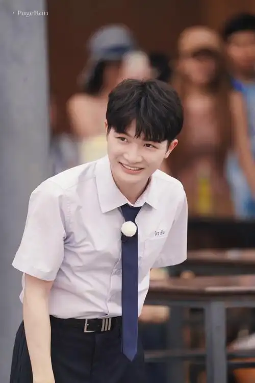 奔跑吧##周深奔跑吧##奔跑吧校服路透