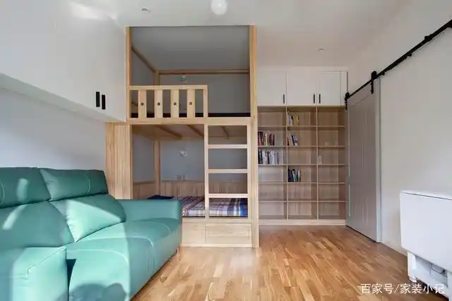 40㎡整改,客厅隔出卧室,实现"三房"功能,满足三代人需求