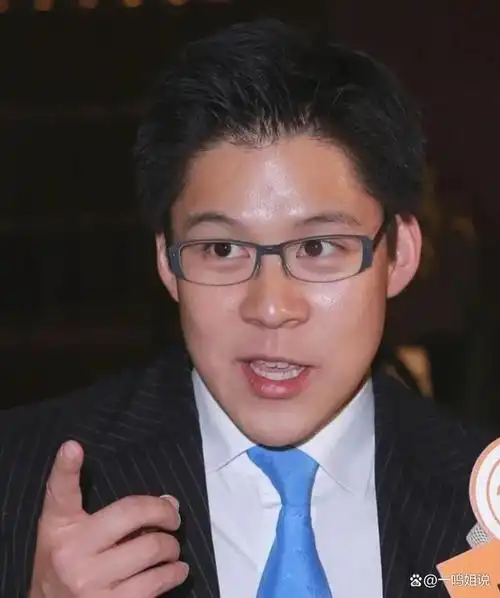 44岁霍启刚被诊断出疾病,医生建议尽快治疗,郭晶晶以泪洗面?