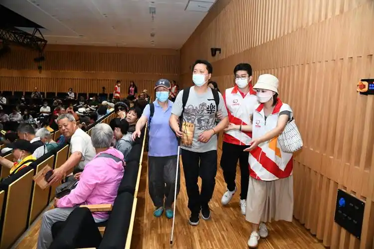 一次独特的"失明"体验