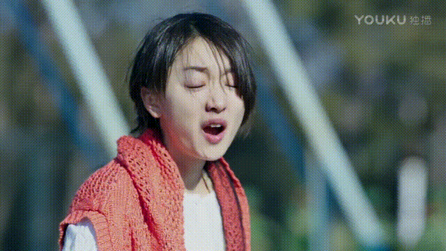 周冬雨gif张一山gif愤怒gif皱眉gif