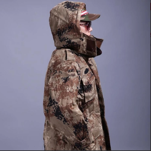 07陆军荒漠迷彩大衣