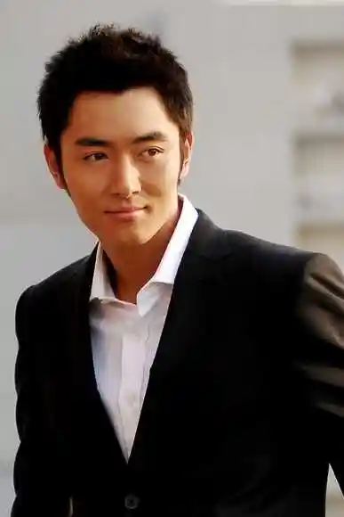 果郡王扮演者果郡王扮演者李东学被指隐婚与叶璇交往系渣男曝两人吻戏