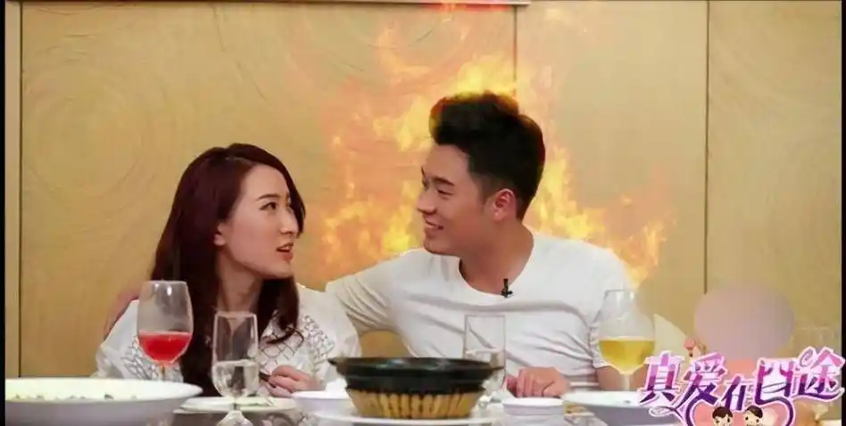 陈赫罕见晒老婆张子萱照高调秀恩爱,新作《瞄准》演技备受好评_妻子