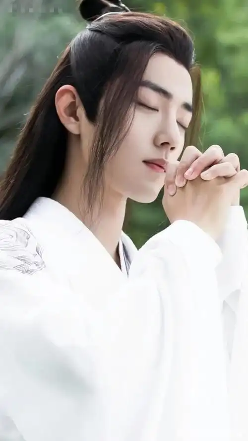 肖战从团队主唱到影视演员,他一直在破界跨界闯世界