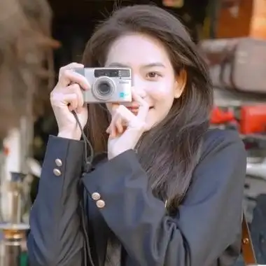 高清成熟稳重风格的女头像图片