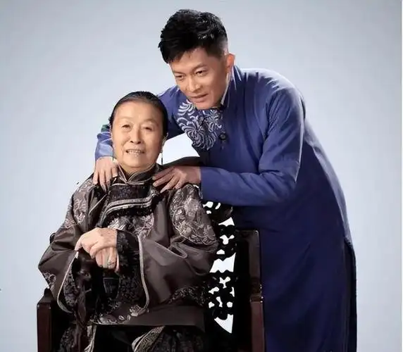 "丑娘"张少华:人丑心更丑,年轻时种下恶因,晚年却孤独终老