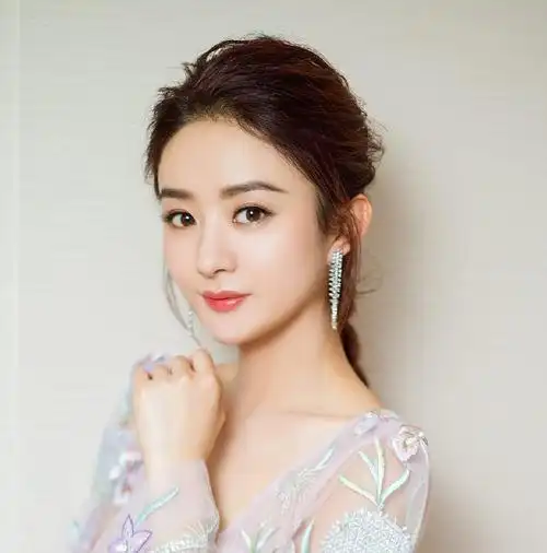 为何赵丽颖被称为千亿女王
