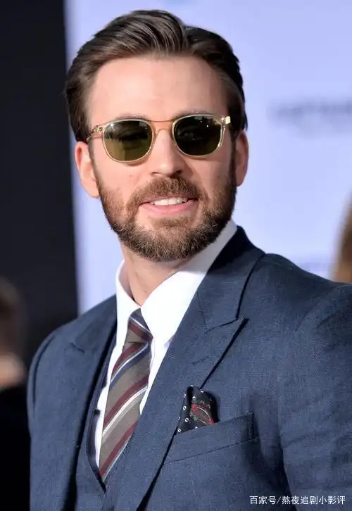 美队回应推特发私密照事件了