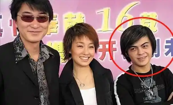 方超:2岁成名,18岁时因长得太矮没学可上,47岁仍单身_谢晋_电影_身高