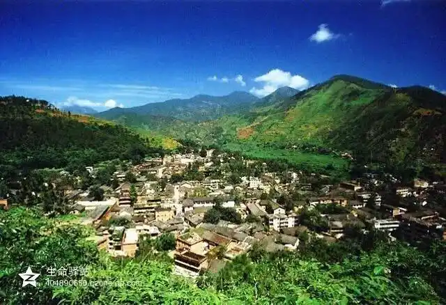 留给后人慢慢去回忆成了一座消失在水下的县城曾经的盐边老县城变成一