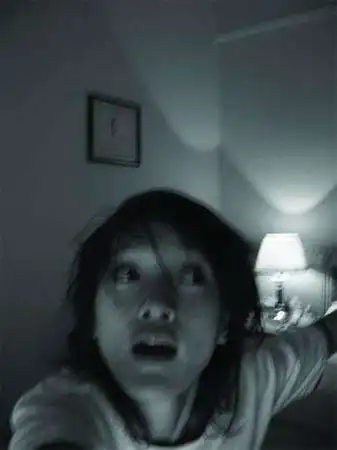 10女星恐怖表情吓人 网友编爆笑对白(组图)