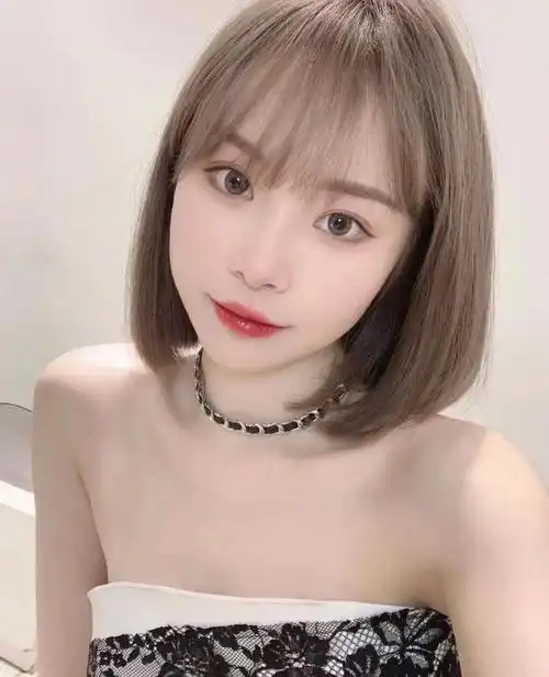 不会翻车的短发发型(四款短发适合任何脸型)