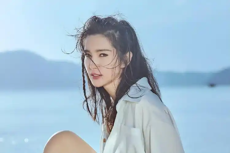 南京大学校花(这10位女星)