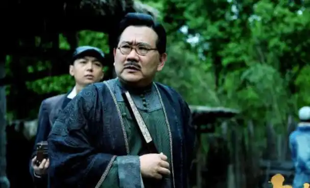 这一次八面玲珑的曹可凡不再被世界宽容