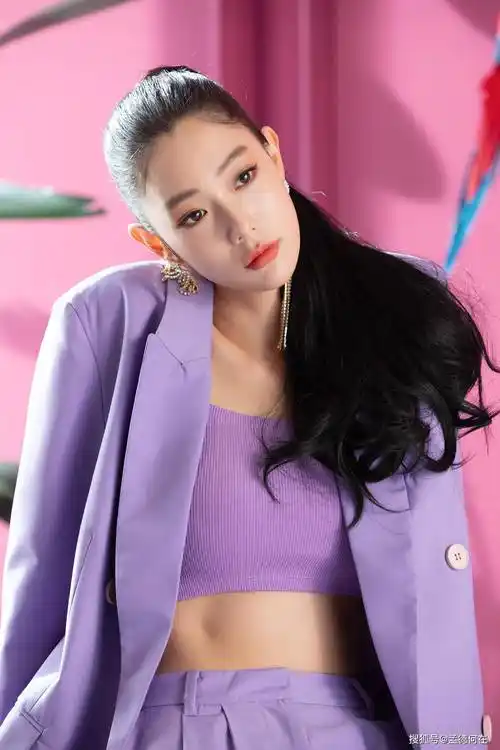 南韩极品尤物!克拉拉写真赏