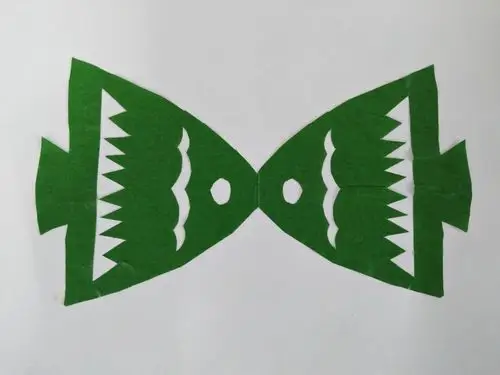 美术《对称的美》课堂作业(四2班)