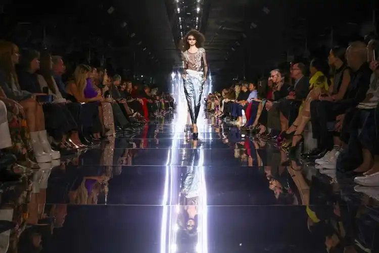 纽约时装周——tom ford 品牌时装秀(2)_腾讯新闻