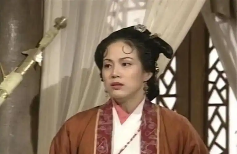 天龙八部6版甘宝宝各有各的美6版钟万仇新版最接近原著