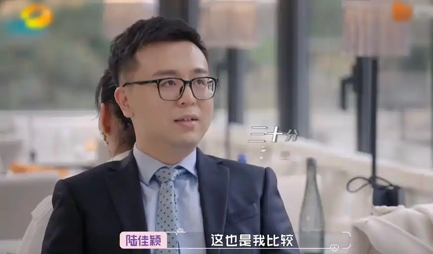 不但如此,就连黄奕刚上节目《怦然再心动》时,在起初四个约会对象中