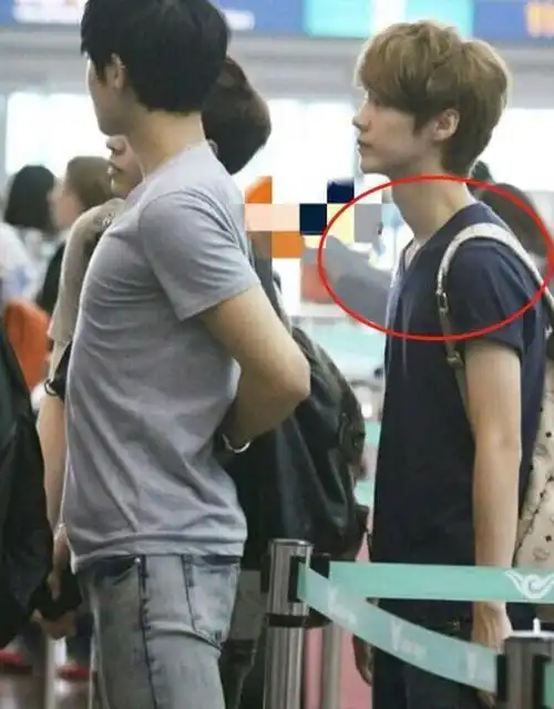 ① 脖子前倾【常见的3个体态问题】:比起颜值和身材,体态才是决定一个