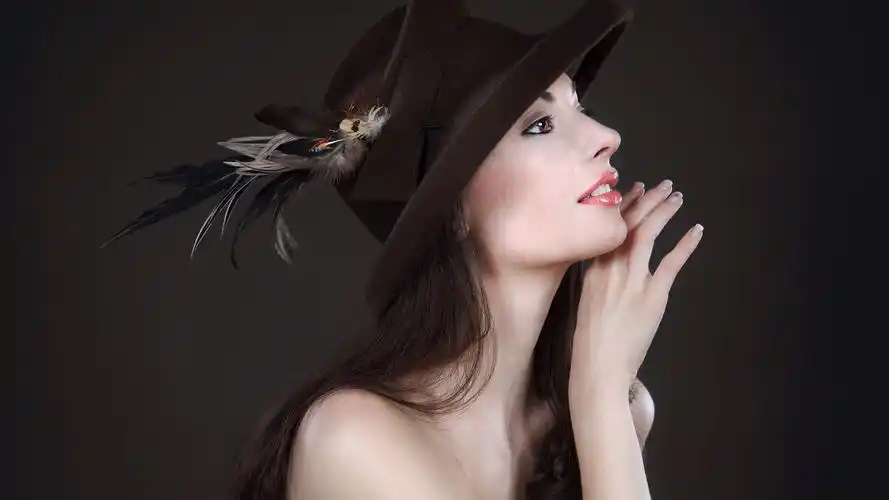 亚洲女孩,帽子,黑色的背景 壁纸