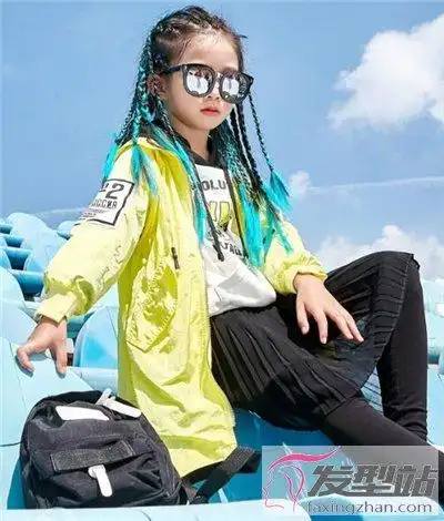 儿童小脏辫怎么编好看 吸睛洋气变俏皮精灵_发型站_最新流行发型设计