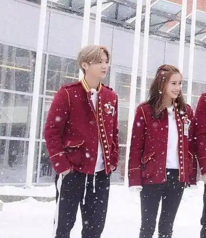 关晓彤在健身的道路上越走越远鹿晗现身录制节目却惊现幸福肥