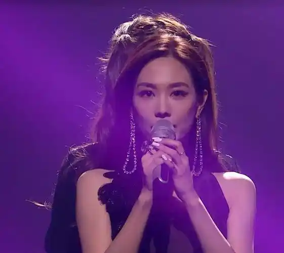 没有野心的王霏霏,终究只能做一个伴舞_孟佳_missa_张雨绮