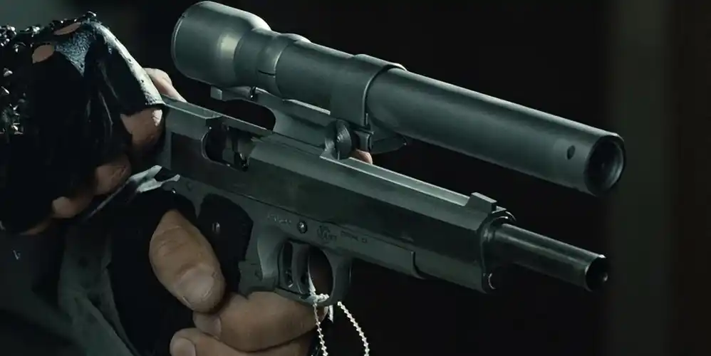 施瓦辛格经典科幻动作电影《终结者》枪械武器详细盘点_凯尔里斯_霰弹