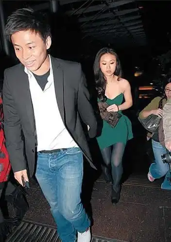 霍启仁狠甩拍拖5年女友rebecca 女方难忘旧情跳楼身亡