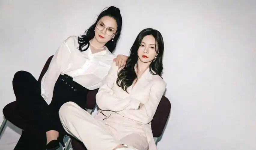 伊能静晒女儿做的松饼,杨紫童年美,韩庚晒大肚要当爹了_妈妈_照片