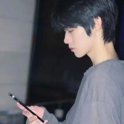 精致侧脸杀男生头像真人图片 帅气超清的优质男头侧脸图片合集_男生