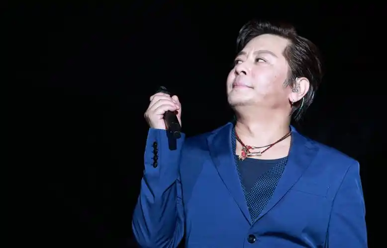 王杰刚刚58岁了,我很想他