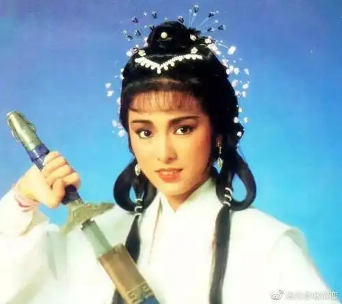 电视剧博主   关注 g 私信 = 超过 8000 万人正在使用 她的主页 她的