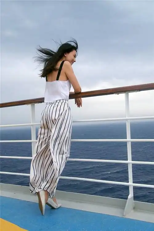 高圆圆这几个迷人姿势学会了你就能撩遍朋友圈