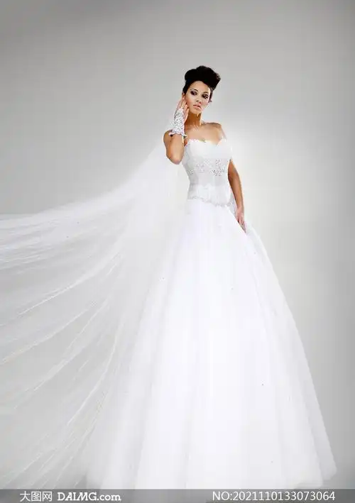 婚纱服饰展示美女模特摄影高清图片_大图网图片素材