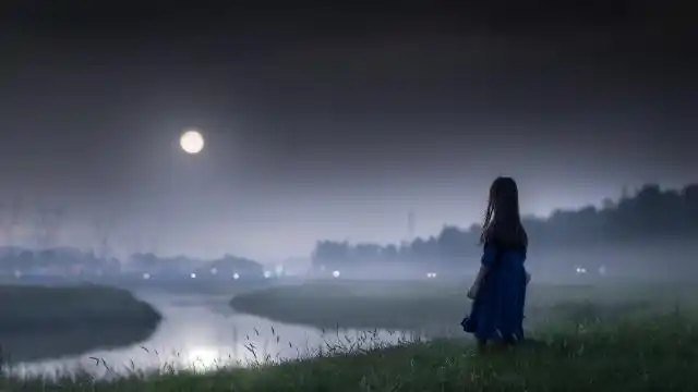 天黑一个人孤单的图片