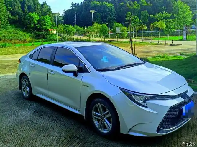 丰田雷凌双擎3年里程已开18万