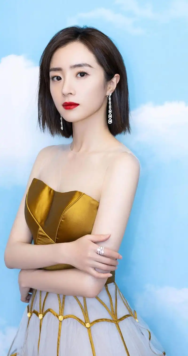 新生代小花胡冰卿高清写真图集,如花似玉,绝代佳人