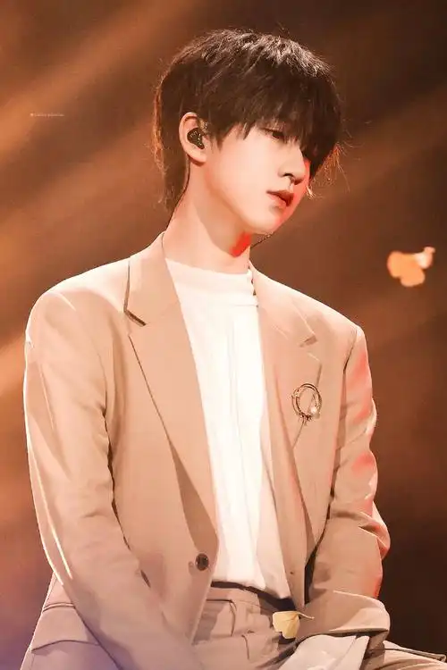 贺峻霖黄昏 - 堆糖,美图壁纸兴趣社区