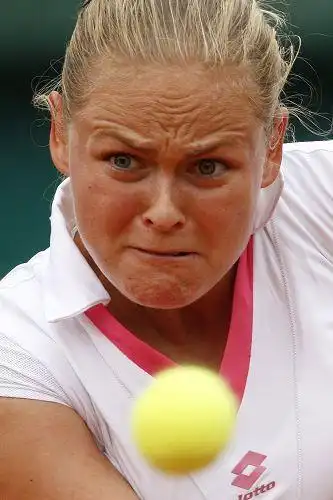 德猛女表情狰狞