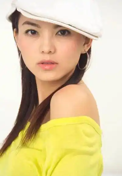 二十年前的李湘之独孤依人,绝无仅有的神颜_朋友_角色_电视剧