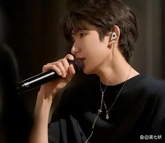 单飞7年,再看易烊千玺,王俊凯王源的各自境遇,差距一目了然