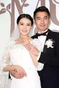 冯喆朱珠结婚了吗