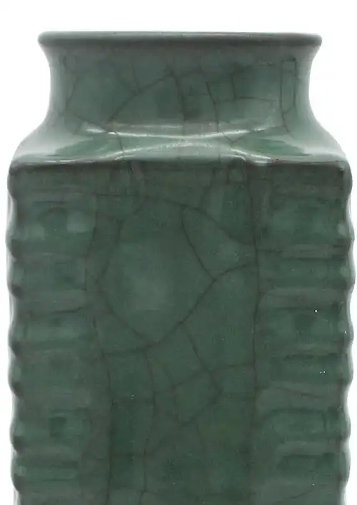 精品赏析官窑琮式瓶