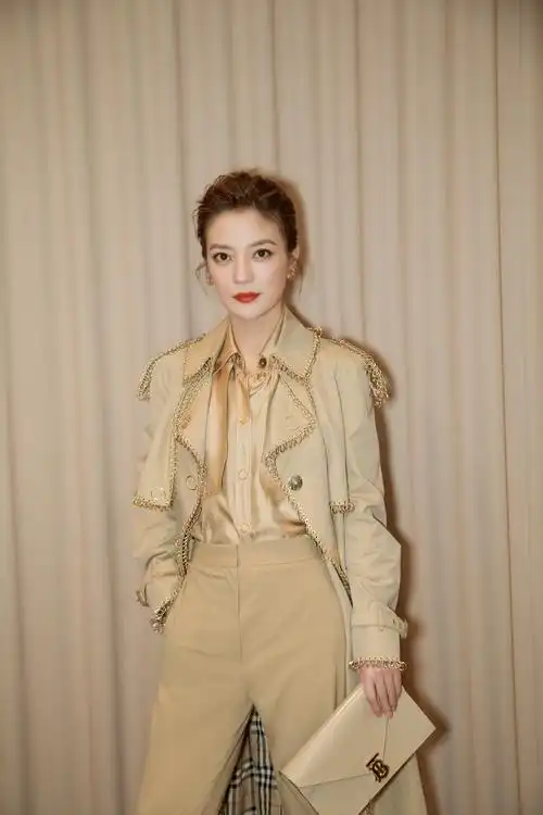 赵薇人间,气场两米八.